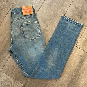 Men Levi jeans